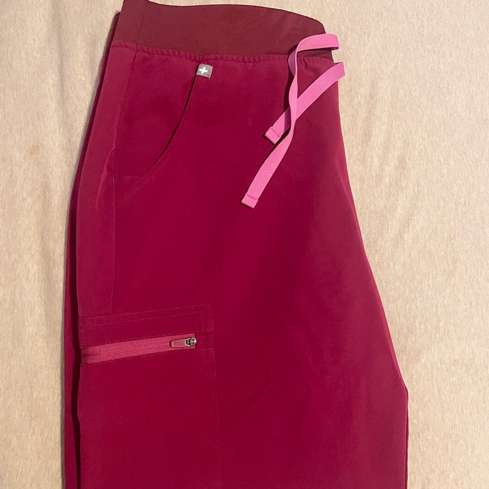 SOLD!    FIGS Zamora Jogger Pants Deep Cranberry (L) Women's